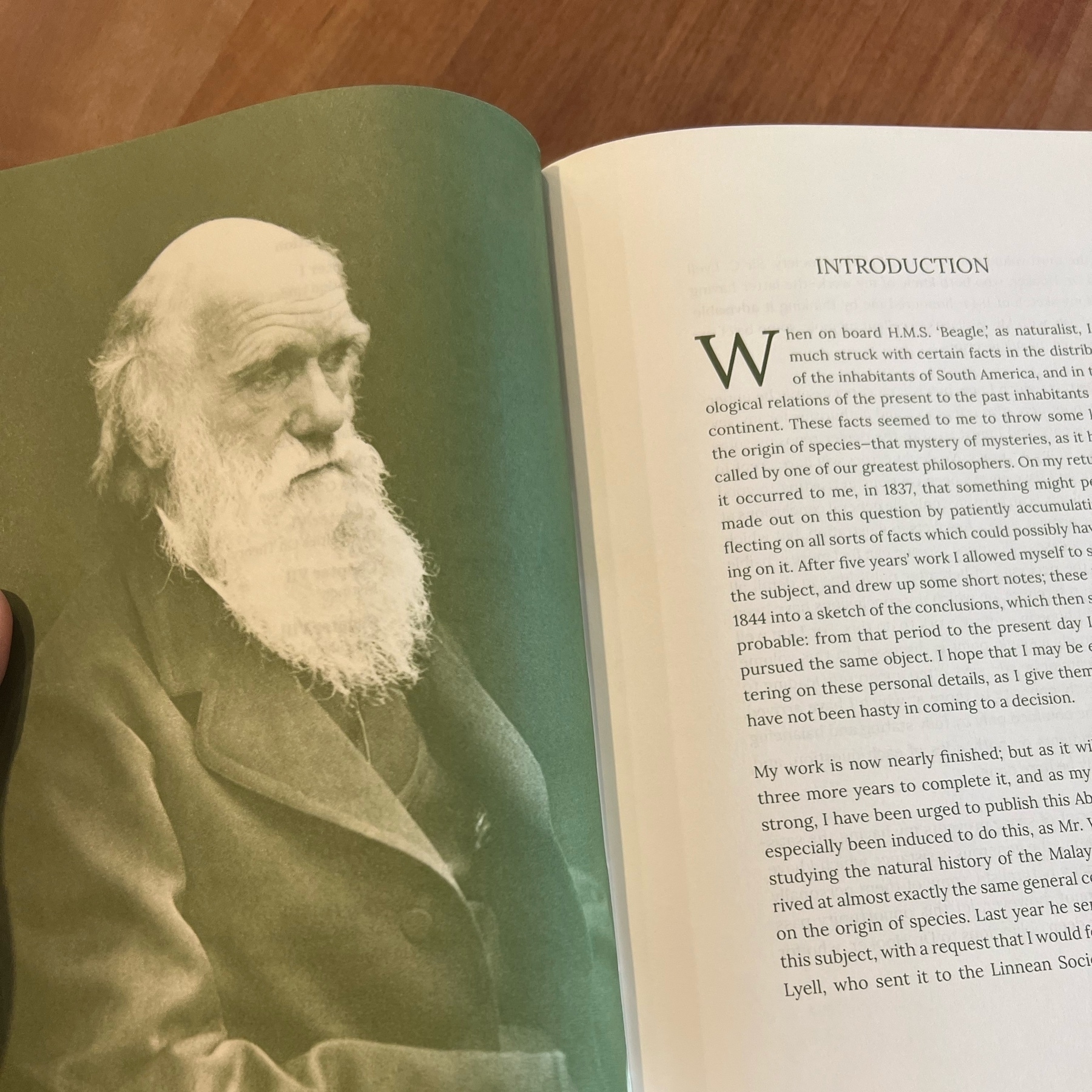 Introduction and picture of Charles Darwin